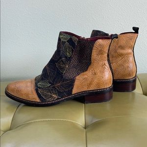 Spring Step L’Artiste leafy ankle boots